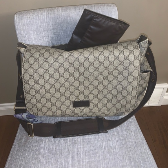 Gucci diaper bag - Picture 1 of 7